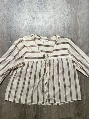 Xirena S Cream Striped V-Neck Button Front Blouse bohemian cotton shirt top